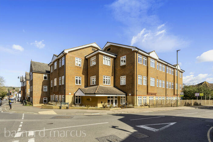 2 Bedroom Apartment To Rent In Bell Street, Reigate, RH2
