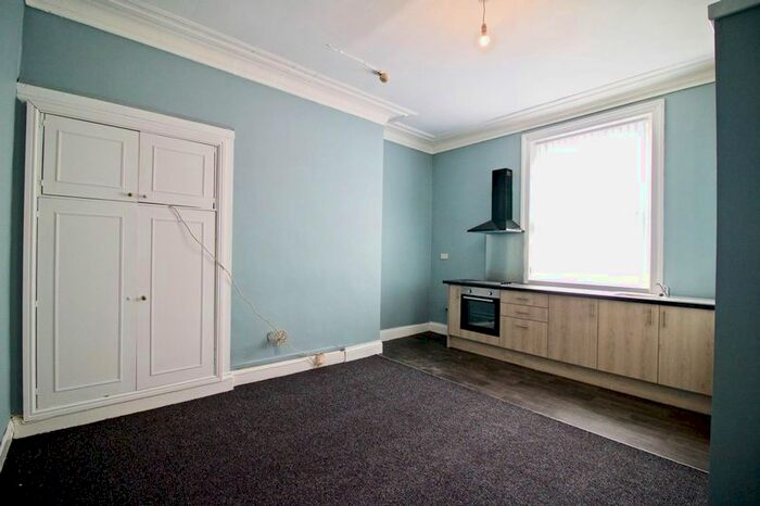 Property To Rent In Fitzwilliam Street, Huddersfield HD1