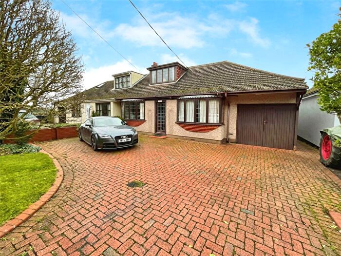 3 Bedroom Bungalow For Sale In Harlow Road, Matching Tye, Harlow, Essex, CM17