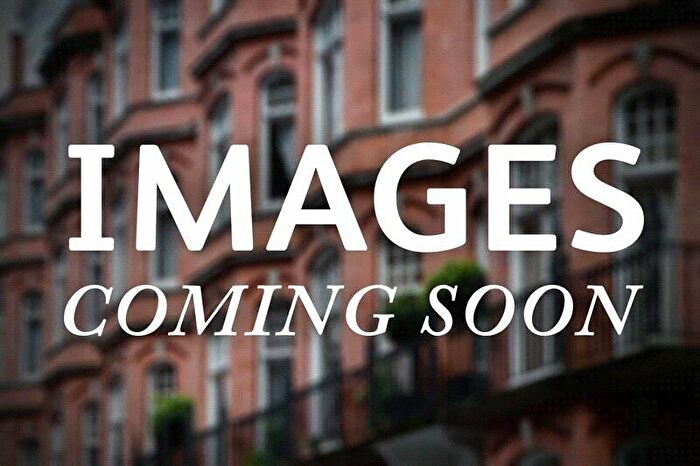 1 Bedroom Flat To Rent In Bufton House, Astell Road, SE3