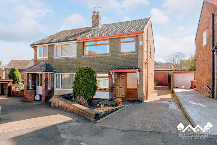 3 Bedroom Semi Detached House For Sale In St. Davids Avenue, Feniscowles, Blackburn, BB2