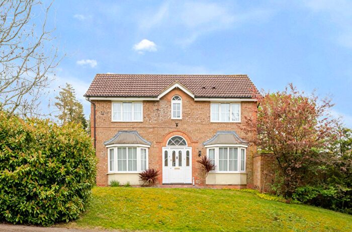 4 Bedroom Detached House For Sale In Welland Close, Crowborough, TN6