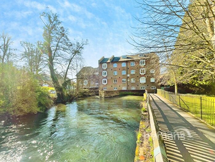 2 Bedroom Flat For Sale In Wharf Hill, Winchester, Hampshire, SO23