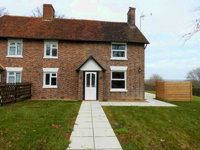 3 Bedroom Semi-Detached House To Rent In Hush Heath Hill, Colliers Green, Kent, TN17