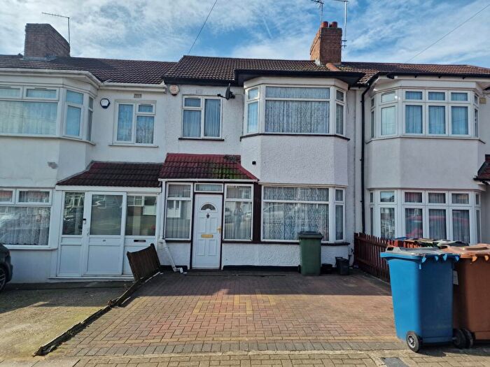 3 Bedroom Terraced House To Rent In Turner Road, Edgware, Middlesex, HA8