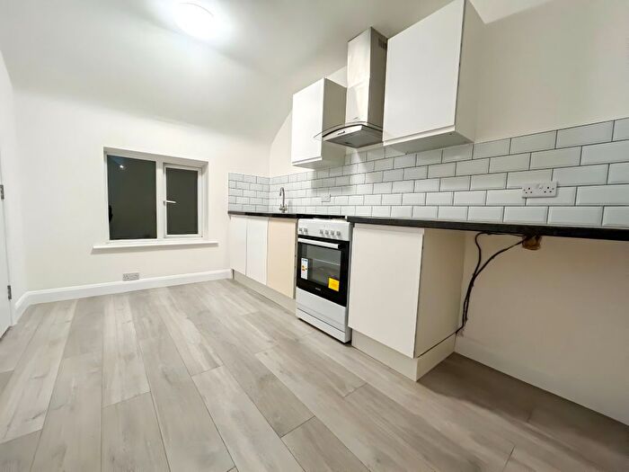 1 Bedroom Studio To Rent In Booker Lane, High Wycombe, HP12