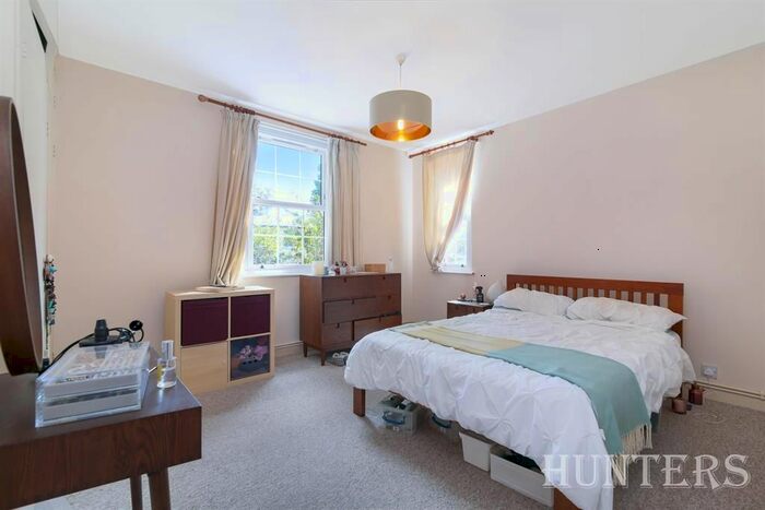 2 Bedroom Maisonette To Rent In Grove Lane, London SE5