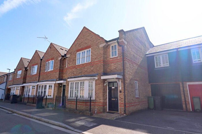 4 Bedroom Terraced House For Sale In Nottage Crescent, Braintree, CM7