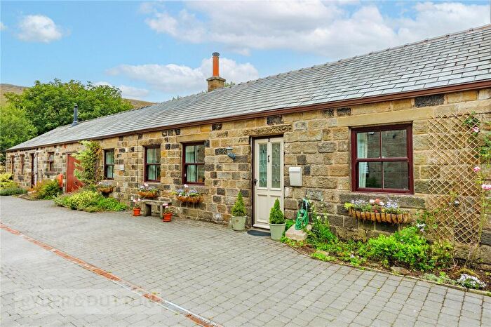 3 Bedroom Town House For Sale In Diggle Mill, Diggle, Saddleworth, OL3