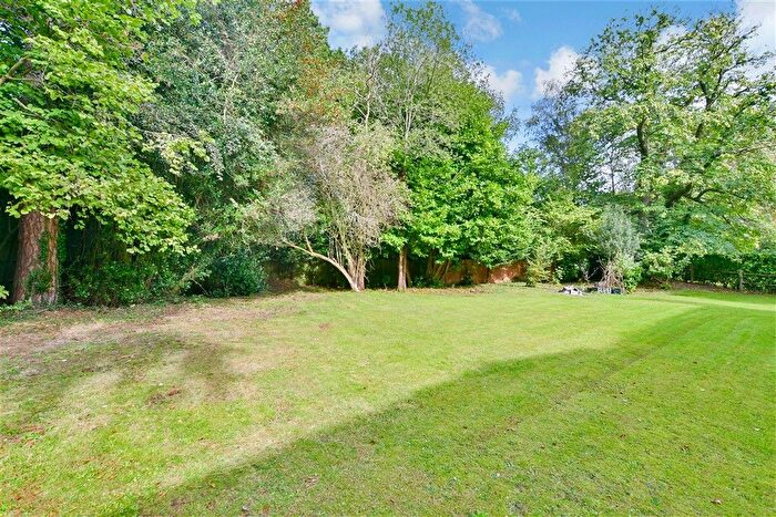 5 Bedroom Detached House For Sale In The Warren, Kingswood, Surrey, KT20