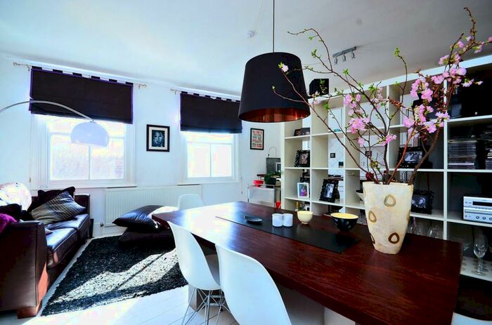 1 Bedroom Flat To Rent In Goldsmiths Row, Bethnal Green, London, E2