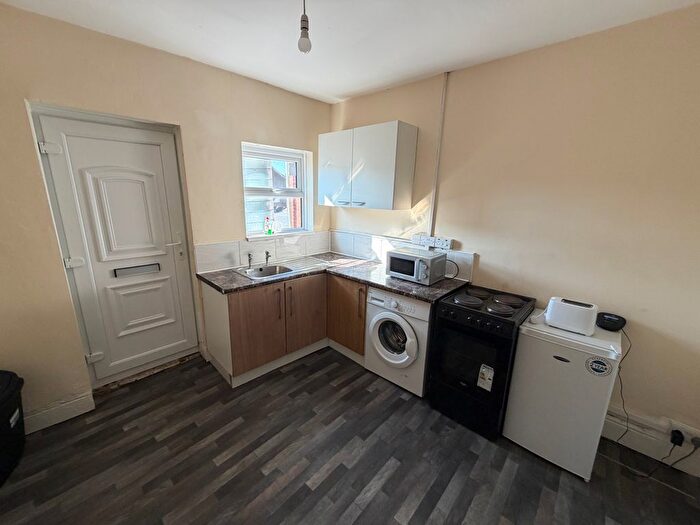 1 Bedroom Flat To Rent In Page Hall Road, Sheffield, S4