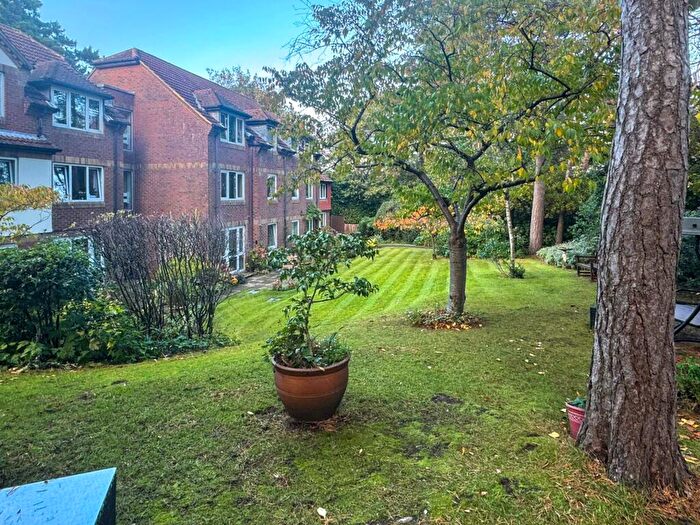 1 Bedroom Retirement Property For Sale In Queens Park, Bournemouth, BH8