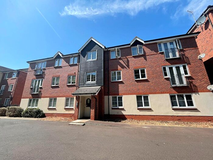 2 Bedroom Flat To Rent In Stavely Way, Gamston, NG2