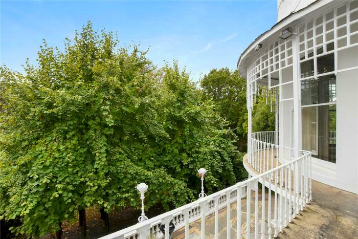 1 Bedroom Flat To Rent In Hamilton Terrace, St Johns Wood, London, NW8