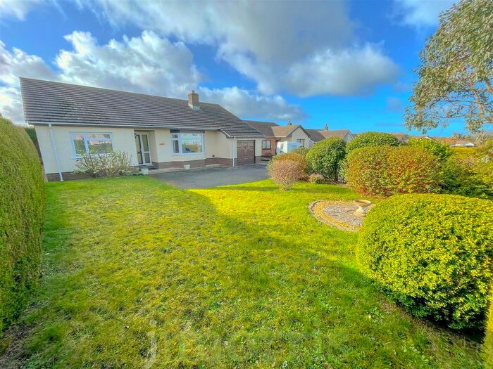 3 Bedroom Detached Bungalow For Sale In Penllain, Penparc, Cardigan SA43