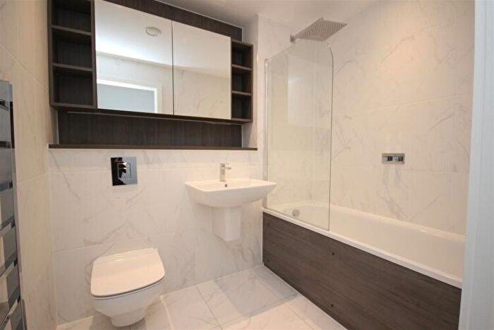 2 Bedroom Apartment To Rent In Owen Street Manchester, M15