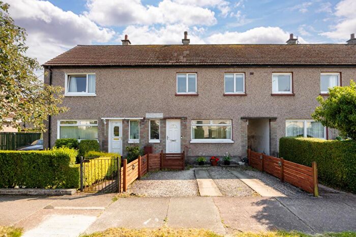 2 Bedroom Terraced House For Sale In West King Street, Helensburgh, Argyll And Bute, G84