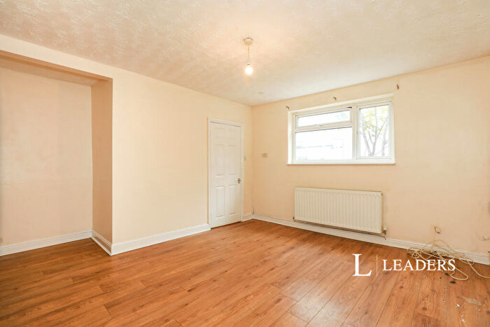 1 Bedroom Flat To Rent In Brook Street, Crewe, Cheshire, CW2