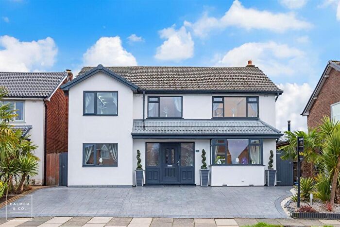 4 Bedroom Detached House For Sale In Bodmin Road, Astley, M29