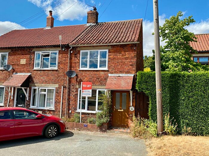 2 Bedroom Cottage For Sale In Gelston, Grantham, NG32