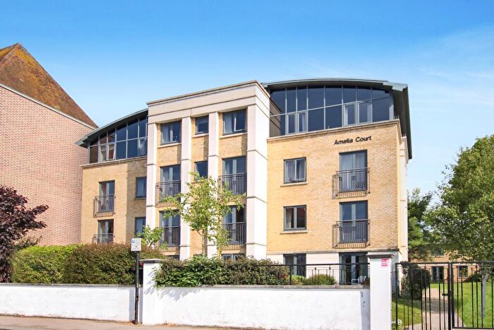 2 Bedroom Retirement Property For Sale In Union Place, Worthing, BN11