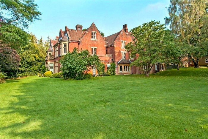 2 Bedroom Apartment To Rent In Oakwood House, Oakwood Close, Otterbourne, SO21