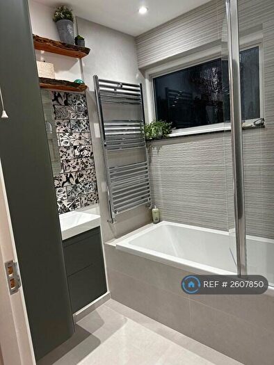 2 Bedroom Detached House To Rent In Moyle Road, Padstow, PL28