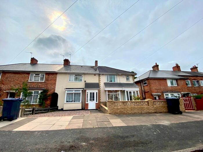 3 Bedroom Terraced House To Rent In Colindale Road, Kingstanding, Birmingham, B44