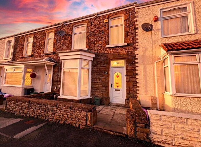 3 Bedroom Terraced House For Sale In Fern Street, Cwmbwrla, Swansea, SA5