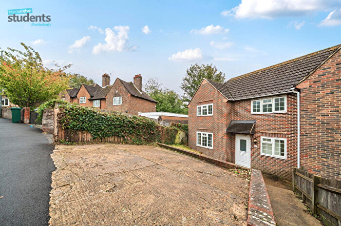 4 Bedroom Semi Detached House To Rent In Hillside, Brighton, East Sussex, BN2
