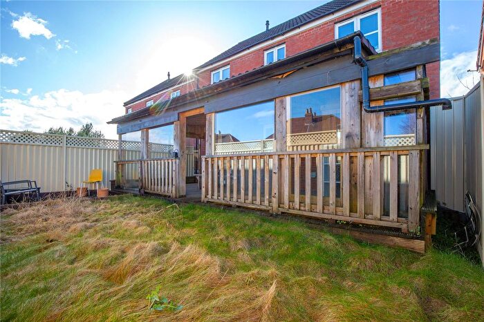 3 Bedroom End Terrace House For Sale In Trubshaw Close, Horfield, Bristol, BS7