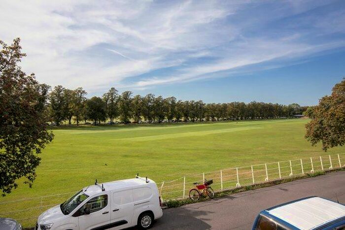 2 Bedroom Terraced House To Rent In Knavesmire Crescent, York, YO23