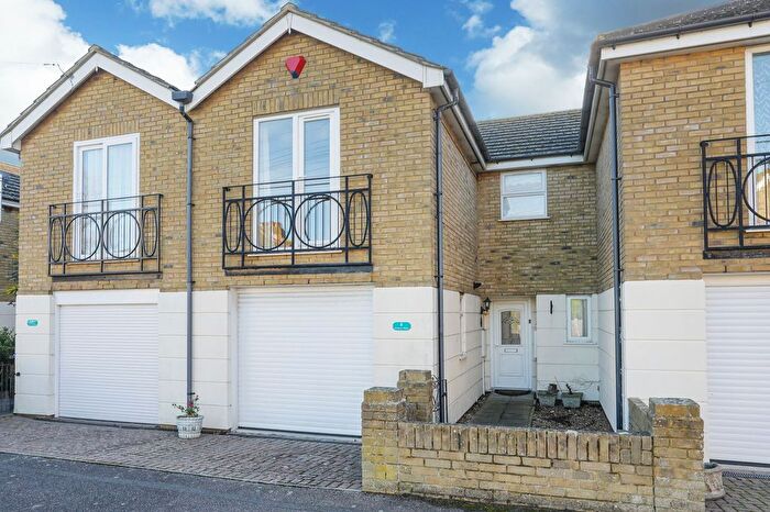 3 Bedroom Terraced House For Sale In Station Road, Westgate-On-Sea, CT8