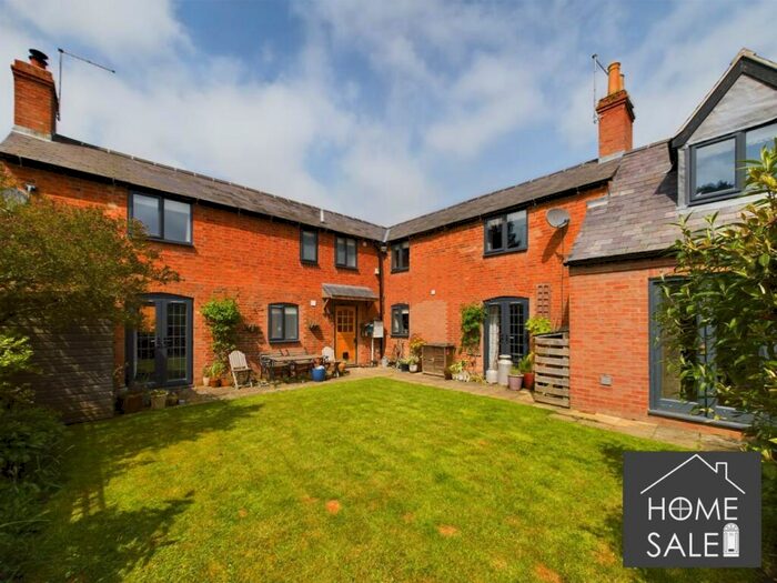 4 Bedroom Detached House For Sale In West End, Welford, NN6