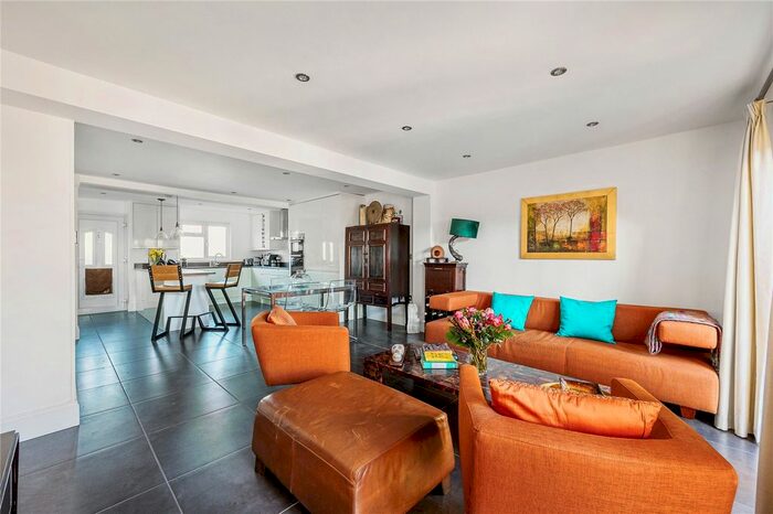 3 Bedroom Terraced House To Rent In Staveley Gardens, London, W4