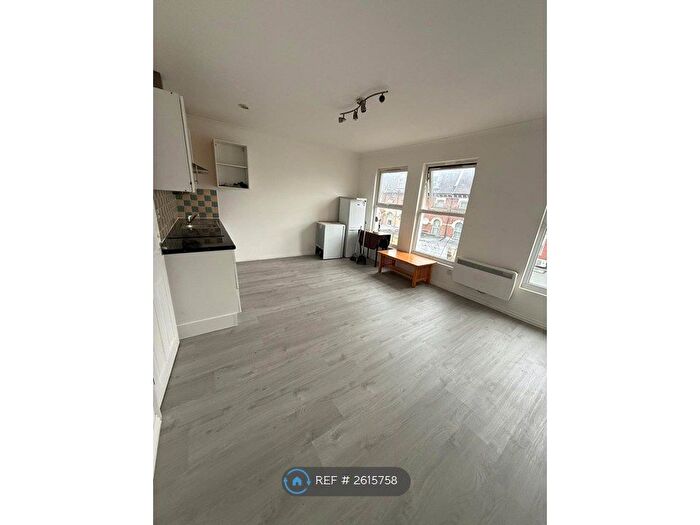 1 Bedroom Flat To Rent In London, London, N8