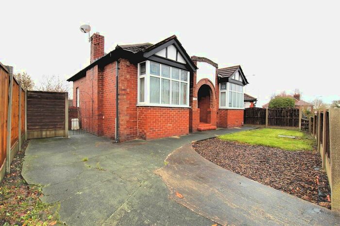 2 Bedroom Detached Bungalow To Rent In George Lane, Bredbury, Stockport, SK6