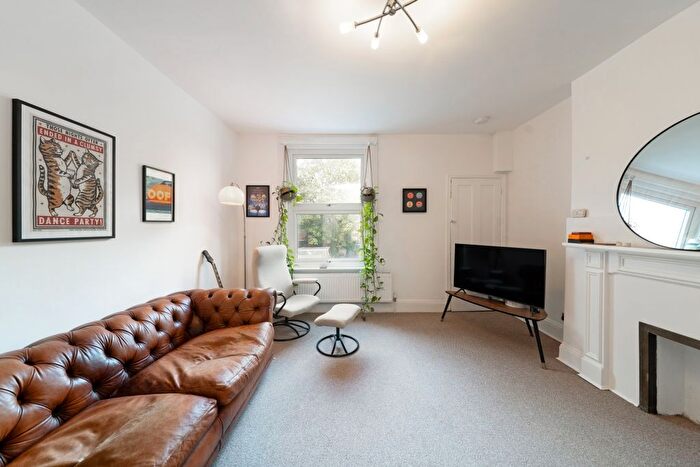 1 Bedroom Flat To Rent In St. Andrews Road, London, NW10