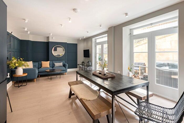 1 Bedroom Apartment For Sale In Walcot Street, Bath, BA1
