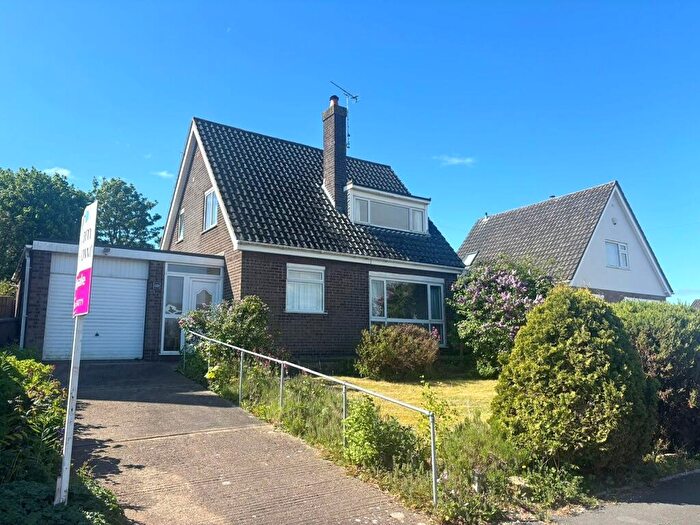 3 Bedroom Bungalow For Sale In Granson Way, Washingborough, Lincoln, LN4
