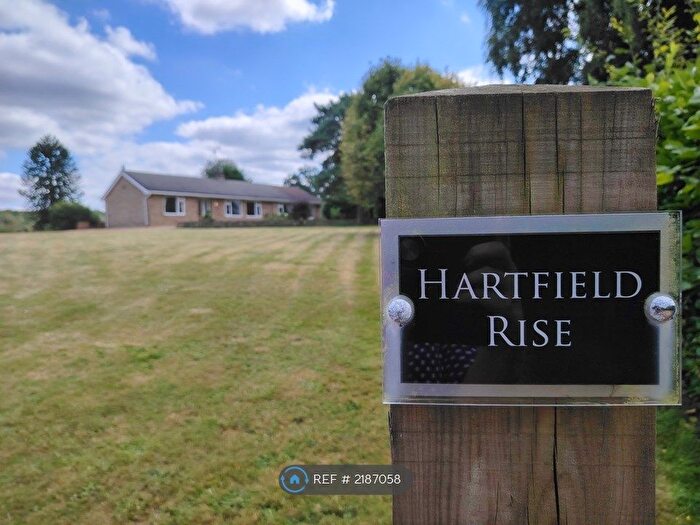 4 Bedroom Bungalow To Rent In Frensham Lane, Headley, Bordon, GU35