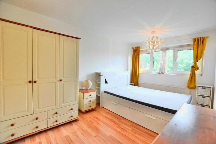 3 Bedroom Maisonette To Rent In Maryland Street, London, E15