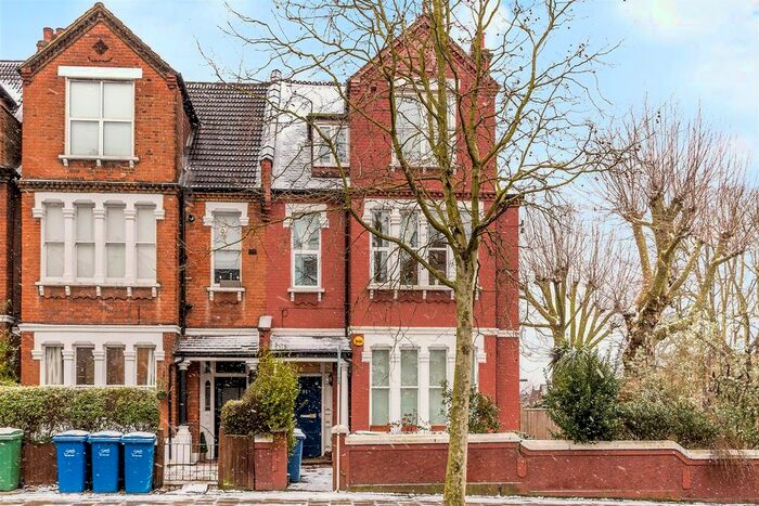 1 Bedroom Flat To Rent In Herne Hill, London, SE24