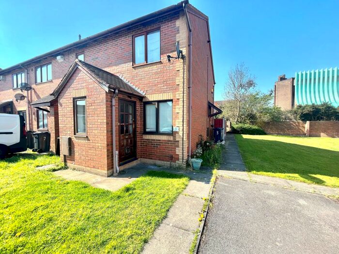 1 Bedroom Maisonette To Rent In Birchtrees Drive, Birmingham, B33