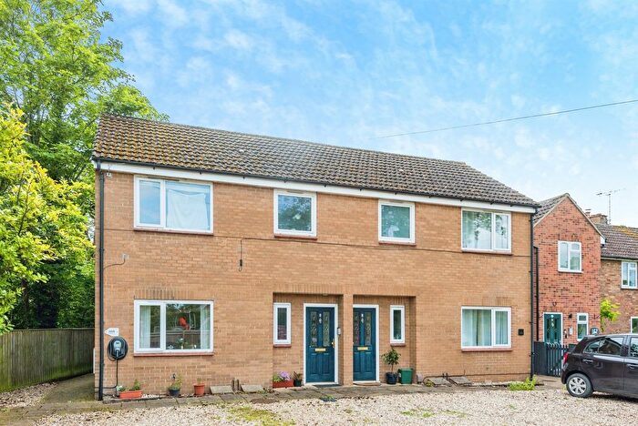 1 Bedroom Flat For Sale In Wootton Road, Abingdon, OX14