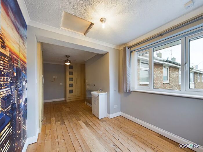 3 Bedroom Terraced House For Sale In Newtondale, Sutton-On-Hull, Hull, HU7
