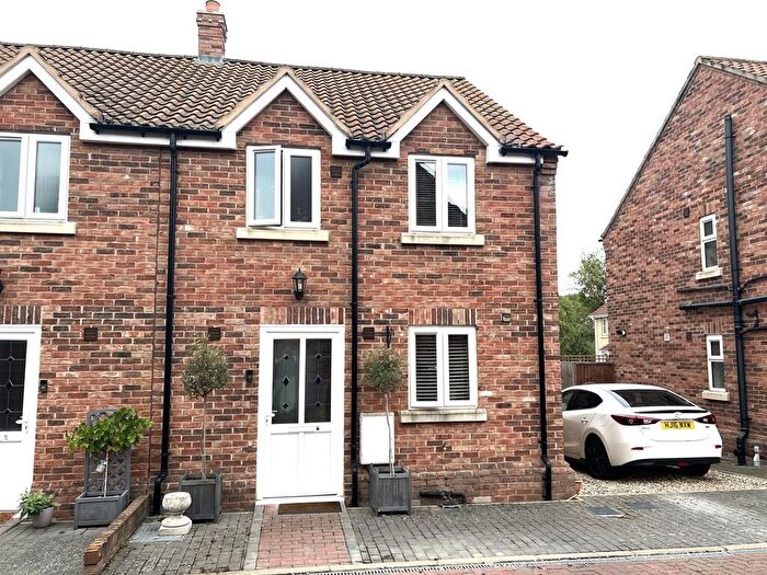 3 Bedroom Semi-Detached House For Sale In Sycamore Crescent, Chatteris, Cambs, PE16