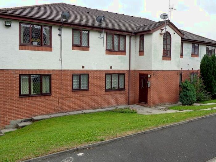 2 Bedroom Flat To Rent In Boarshaw Clough Way, Middleton, Manchester M24