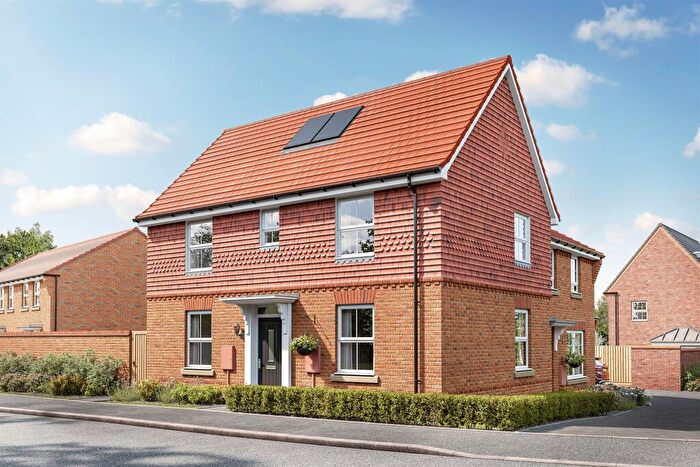 3 Bedroom Semi Detached House For Sale In Chaulden Meadows, Long Chaulden, Hemel Hempstead, HP1